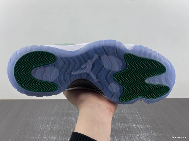 CT8012-113 11  Retro Green Jordan 1012